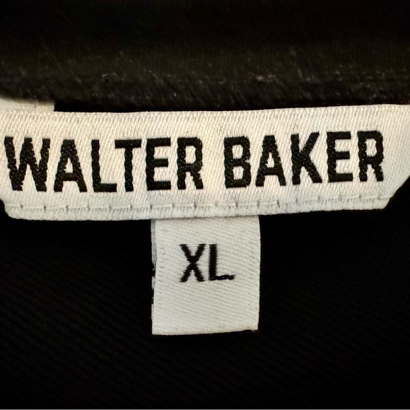 Walter Baker NWOT Sz XL Bethany LS Top with padded shoulders - Picture 5 of 6